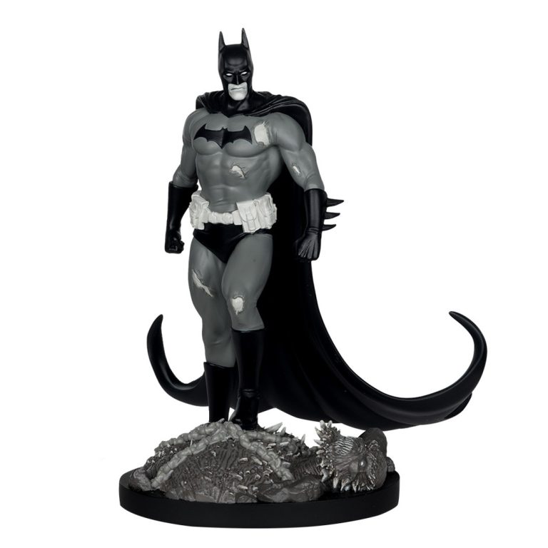 Batman Black & White: Batman by Bjorn Barends 1:10 Resin Statue